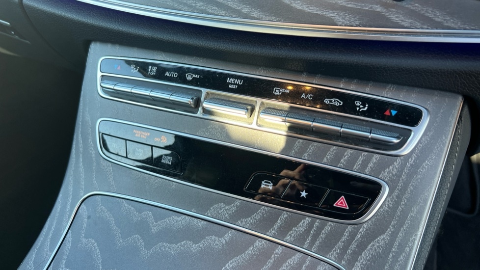 Used Mercedes-Benz E Class 2023 for sale - 76870534: Photo 42