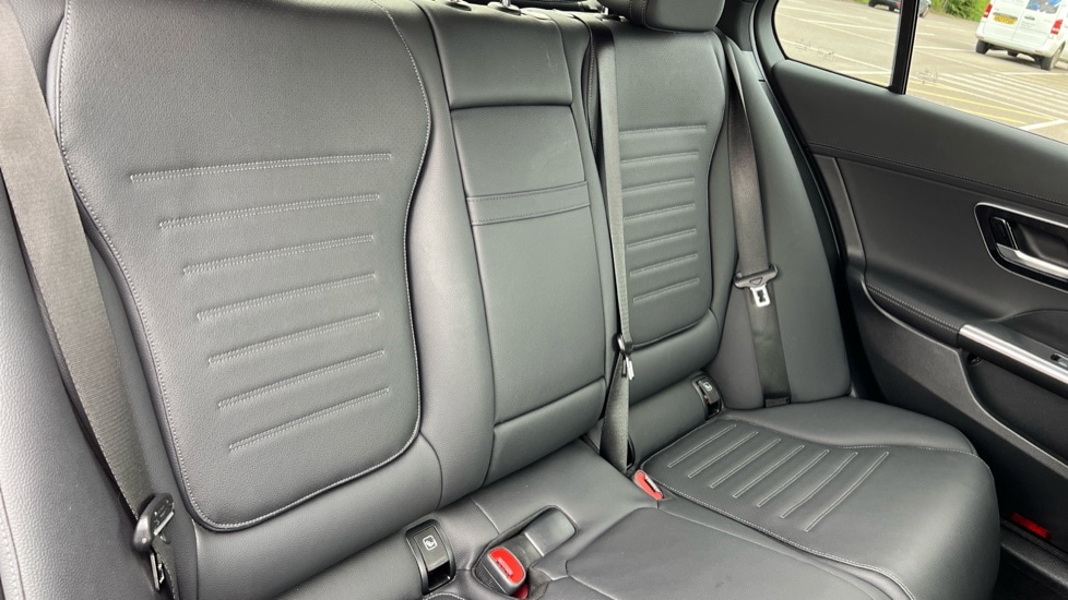 Used Mercedes-Benz C Class 2024 for sale - 76868931: Photo 15