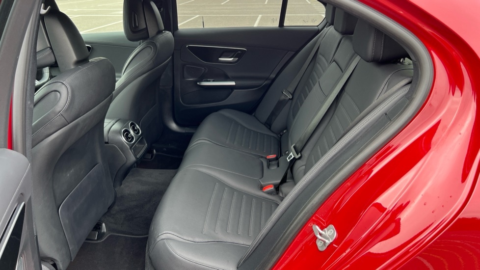 Used Mercedes-Benz C Class 2024 for sale - 76868931: Photo 24