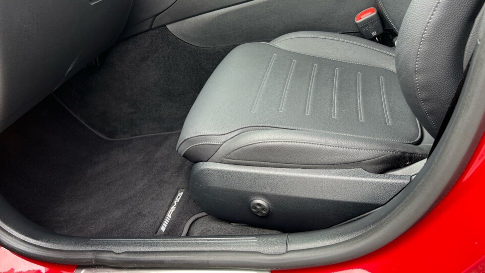 Used Mercedes-Benz C Class 2024 for sale - 76868931: Photo 39