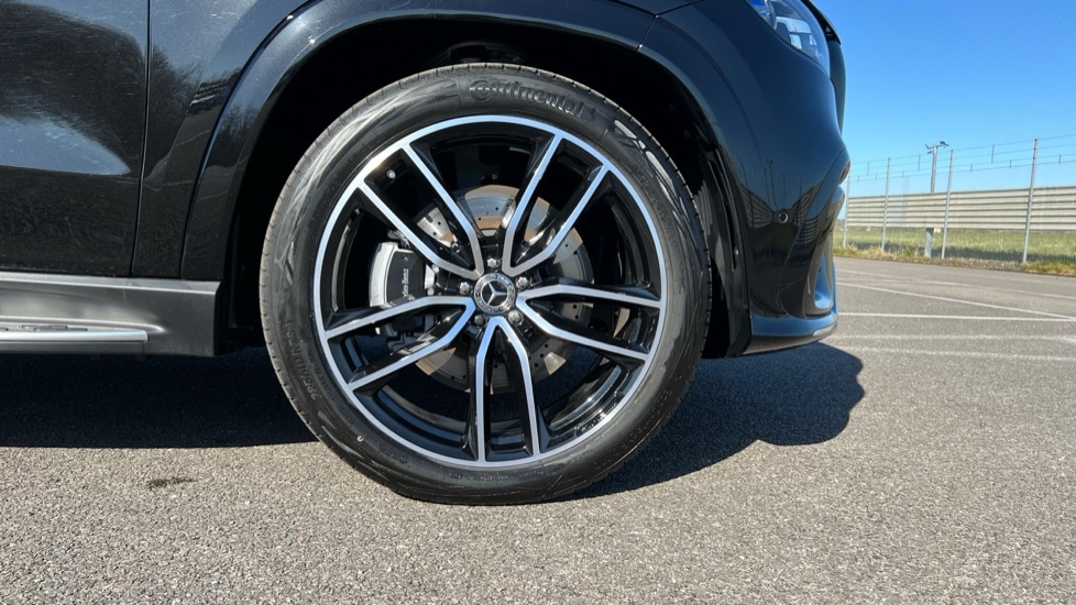 Used Mercedes-Benz GLS 2025 for sale - 76501541: Photo 5