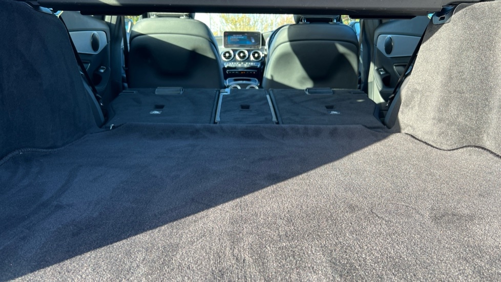 Used Mercedes-Benz C Class 2019 for sale - 76872394: Photo 18