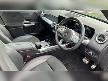 Used Mercedes-Benz EQB 2023 for sale - 76361954: Photo