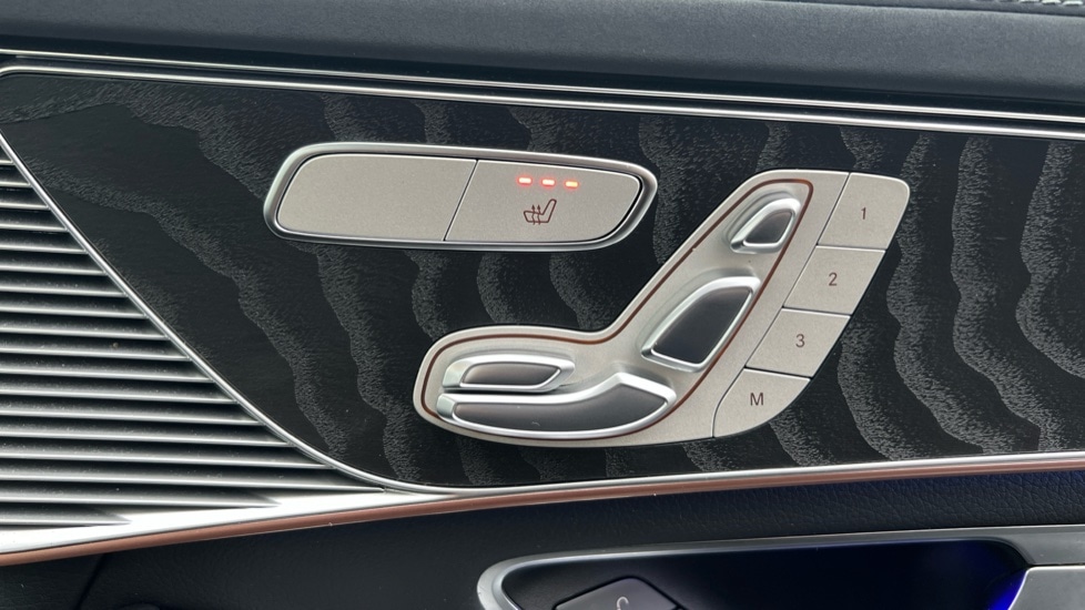 Used Mercedes-Benz EQC 2023 for sale - 76874850: Photo 46