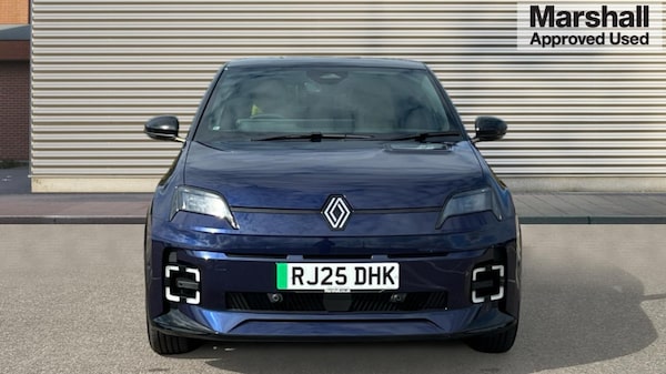 Used Renault 5 2025 for sale - 76265538: Photo 8