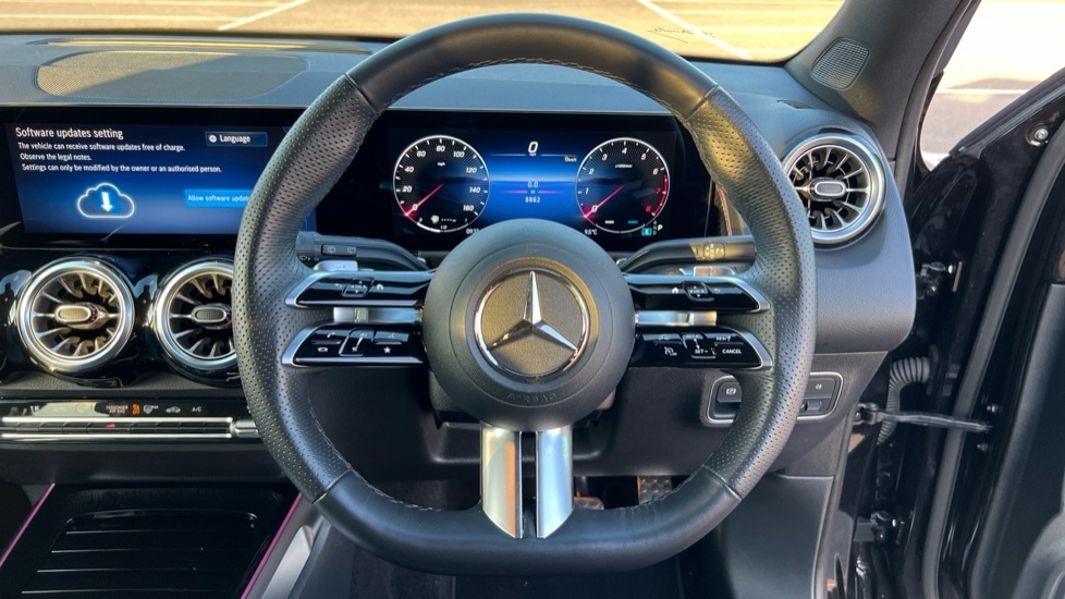 Used Mercedes-Benz GLB 2025 for sale - 77031413: Photo 12