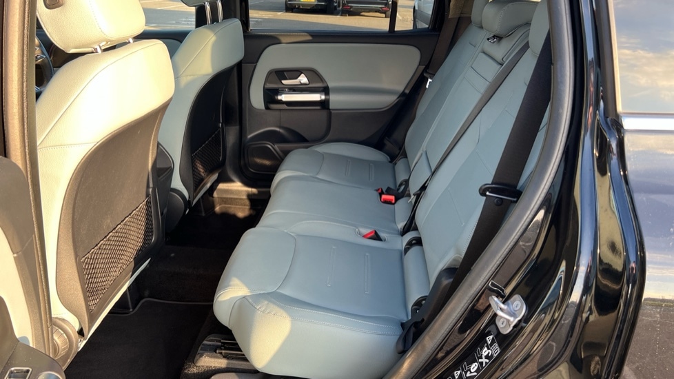 Used Mercedes-Benz GLB 2025 for sale - 77031413: Photo 24