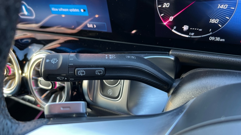 Used Mercedes-Benz GLB 2025 for sale - 77031413: Photo 32