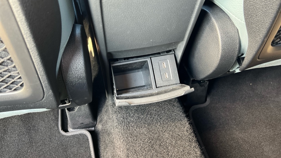 Used Mercedes-Benz GLB 2025 for sale - 77031413: Photo 36