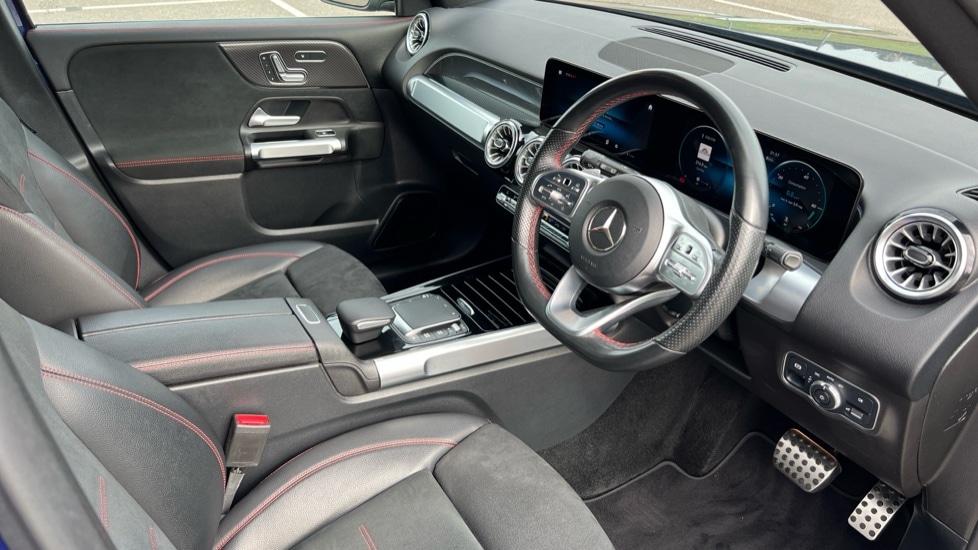 Used Mercedes-Benz GLB 2022 for sale - 76124486: Photo 3