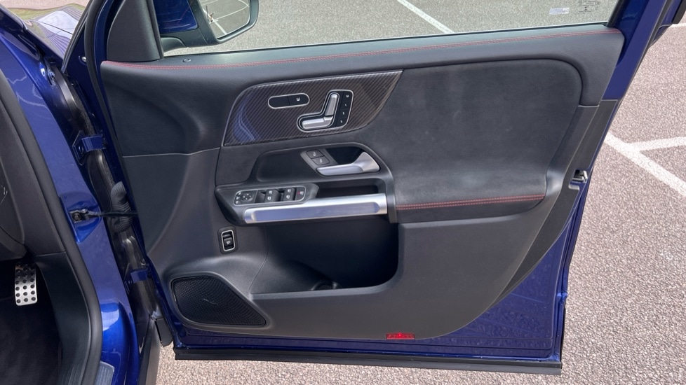Used Mercedes-Benz GLB 2022 for sale - 76124486: Photo 37
