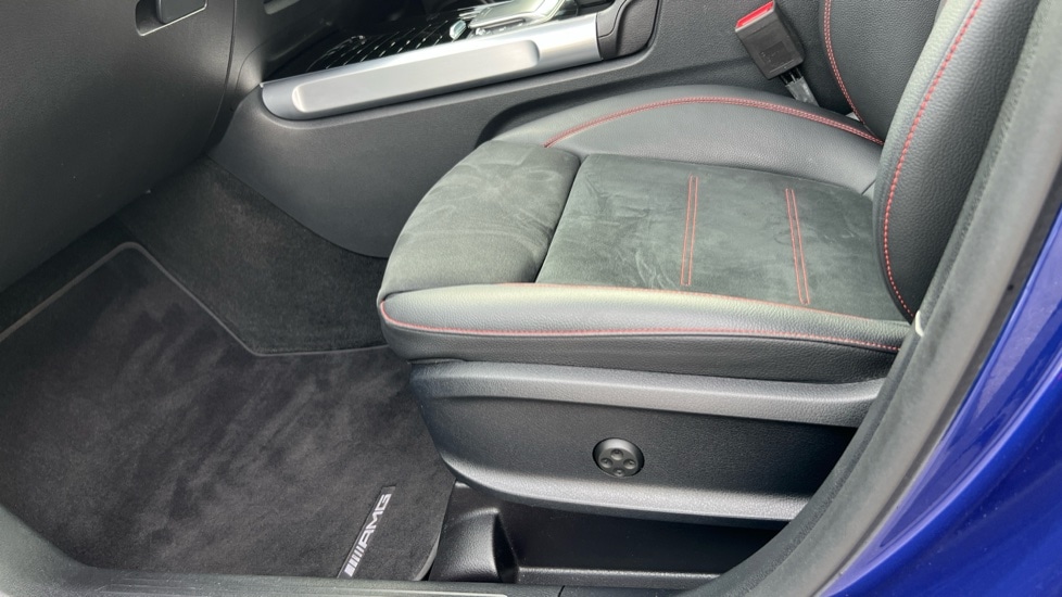 Used Mercedes-Benz GLB 2022 for sale - 76124486: Photo 39