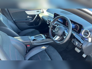 Used Mercedes-Benz CLA 2024 for sale - 76086688: Photo 3