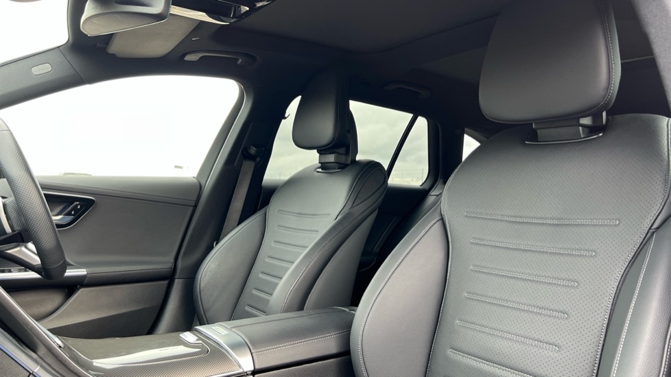 Used Mercedes-Benz C Class 2024 for sale - 76272926: Photo 14