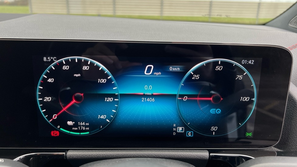 Used Mercedes-Benz EQA 2022 for sale - 76872792: Photo 16