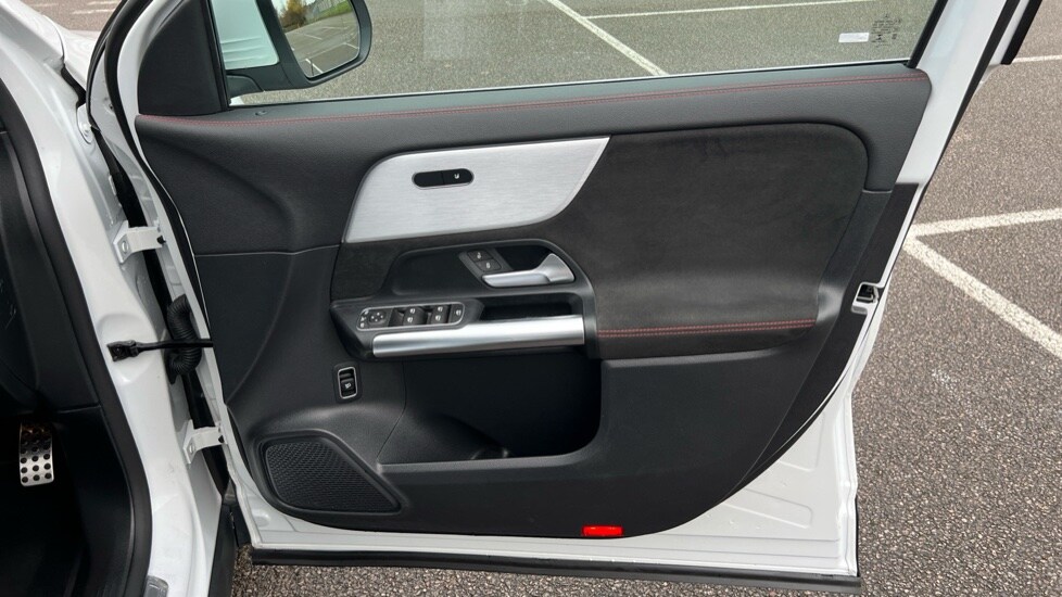 Used Mercedes-Benz EQA 2022 for sale - 76872792: Photo 37