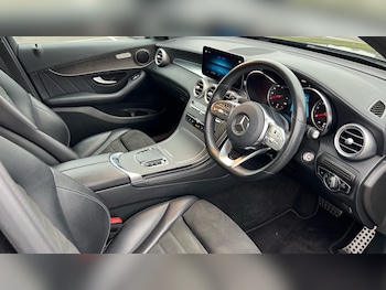 Used Mercedes-Benz GLC 2019 for sale - 76954228: Photo