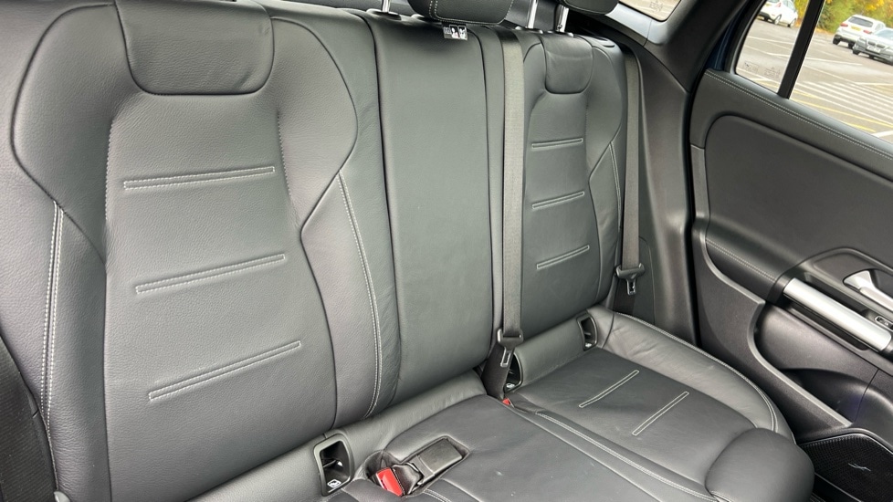 Used Mercedes-Benz GLA 2023 for sale - 76350731: Photo 15