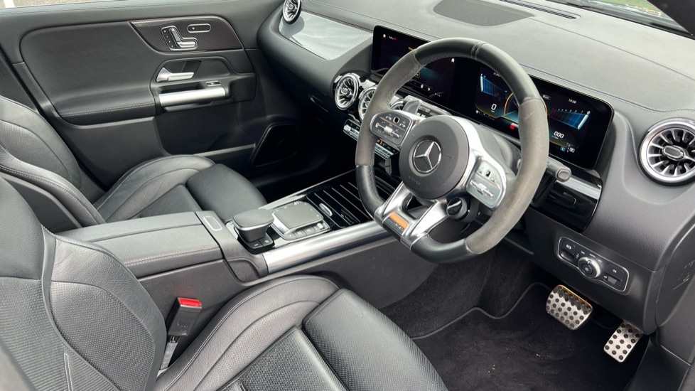Used Mercedes-Benz GLA 2023 for sale - 76350731: Photo 3