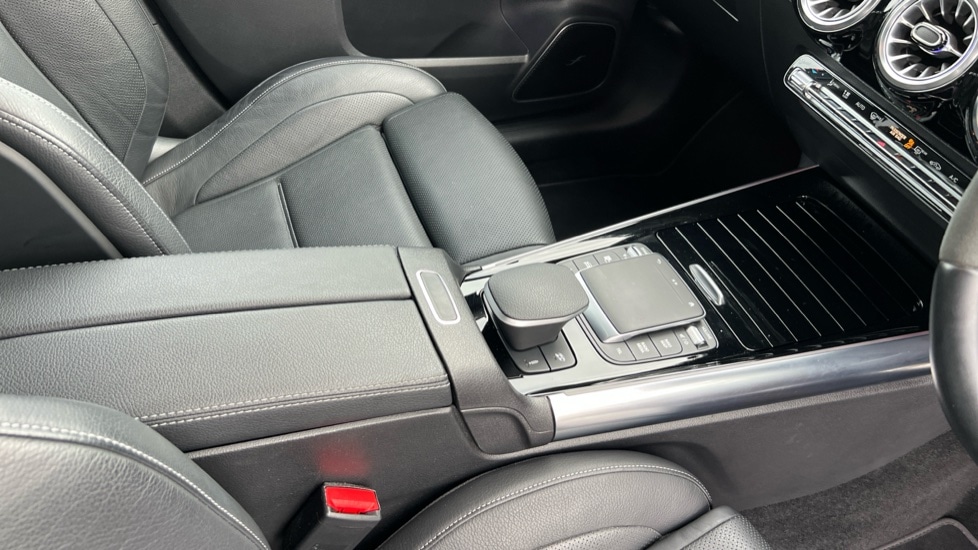 Used Mercedes-Benz GLA 2023 for sale - 76350731: Photo 34
