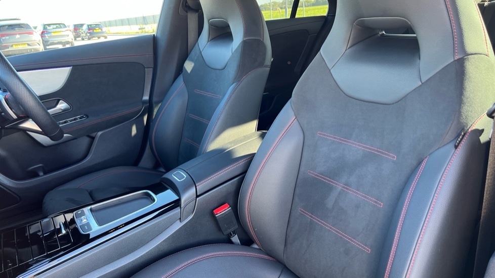 Used Mercedes-Benz CLA 2024 for sale - 76869639: Photo 14