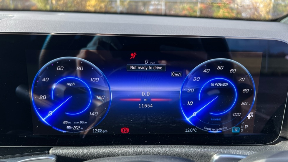 Used Mercedes-Benz EQB 2024 for sale - 76872680: Photo 16