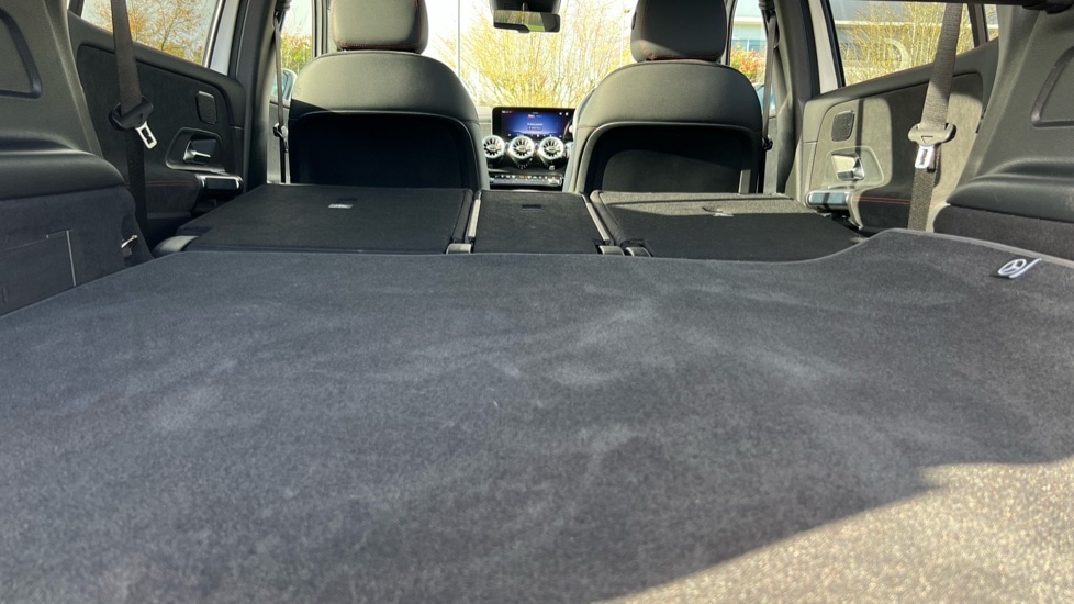 Used Mercedes-Benz EQB 2024 for sale - 76872680: Photo 18