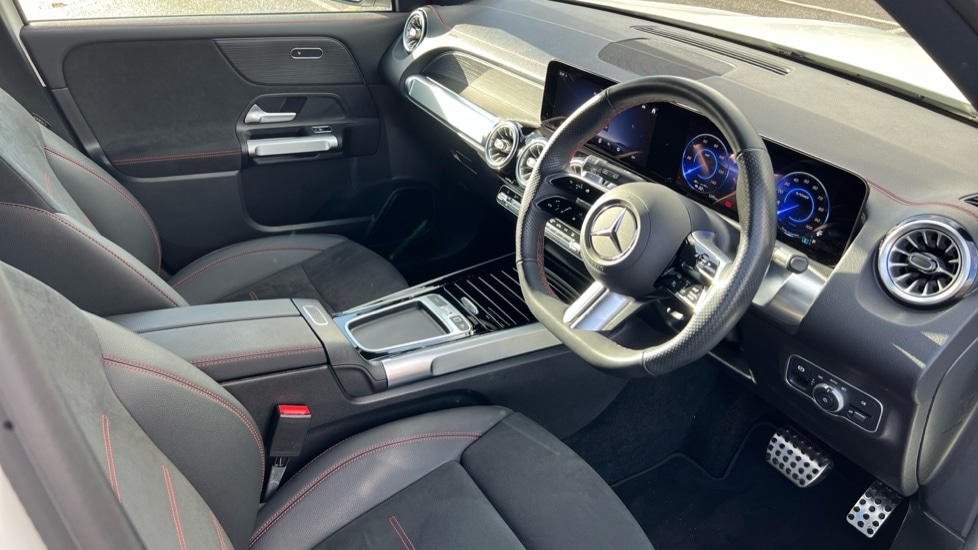 Used Mercedes-Benz EQB 2024 for sale - 76872680: Photo 3