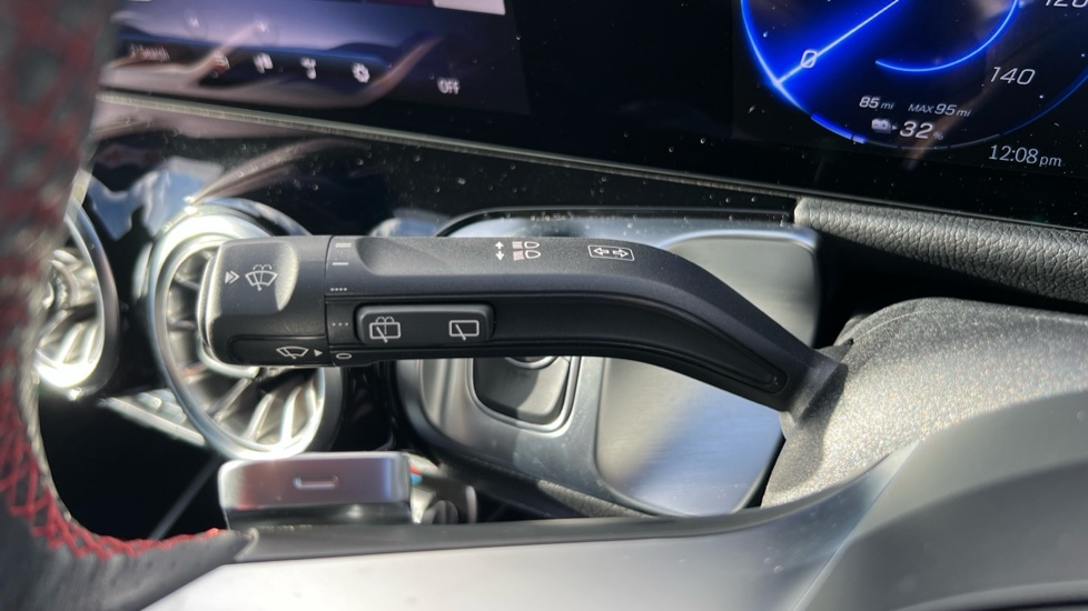 Used Mercedes-Benz EQB 2024 for sale - 76872680: Photo 32