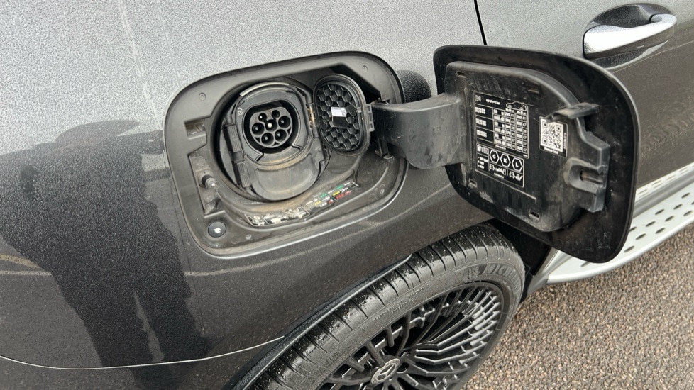 Used Mercedes-Benz EQC 2022 for sale - 76873397: Photo 28