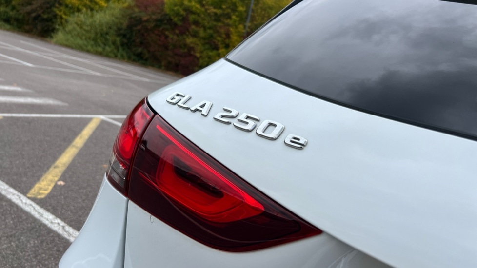 Used Mercedes-Benz GLA 2021 for sale - 76272855: Photo 21