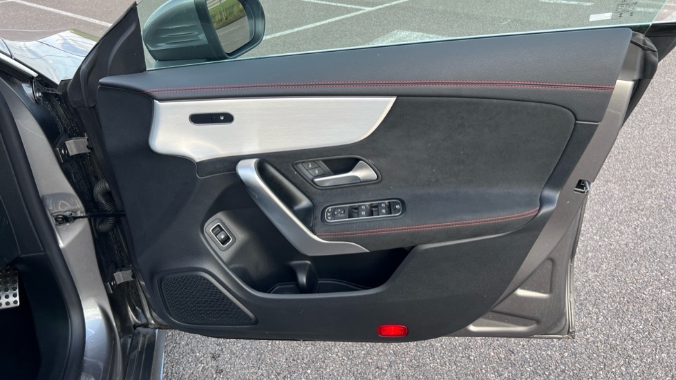 Used Mercedes-Benz CLA 2024 for sale - 75959495: Photo 37