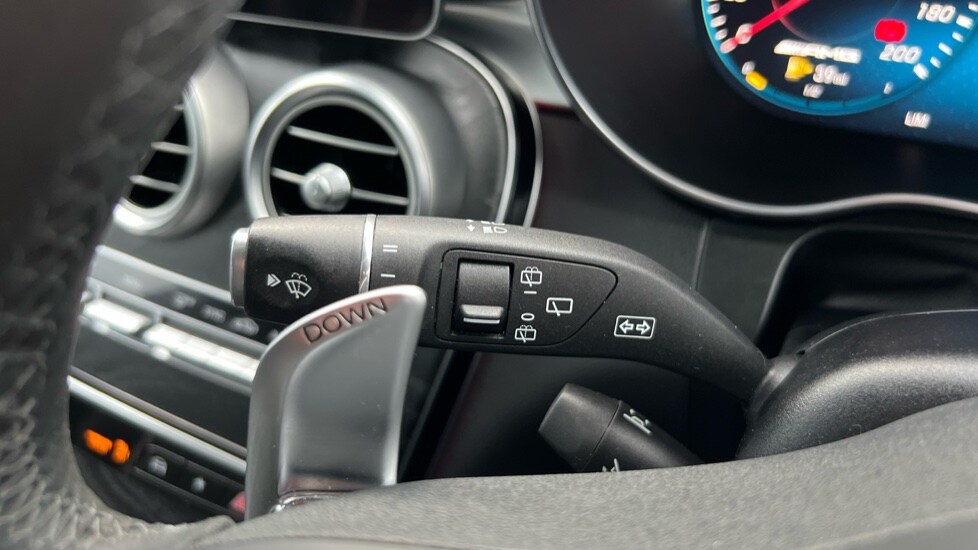 Used Mercedes-Benz GLC 2020 for sale - 76872484: Photo 32