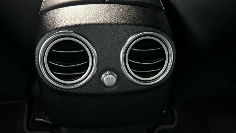 Used Mercedes-Benz GLC 2020 for sale - 76872484: Photo 36