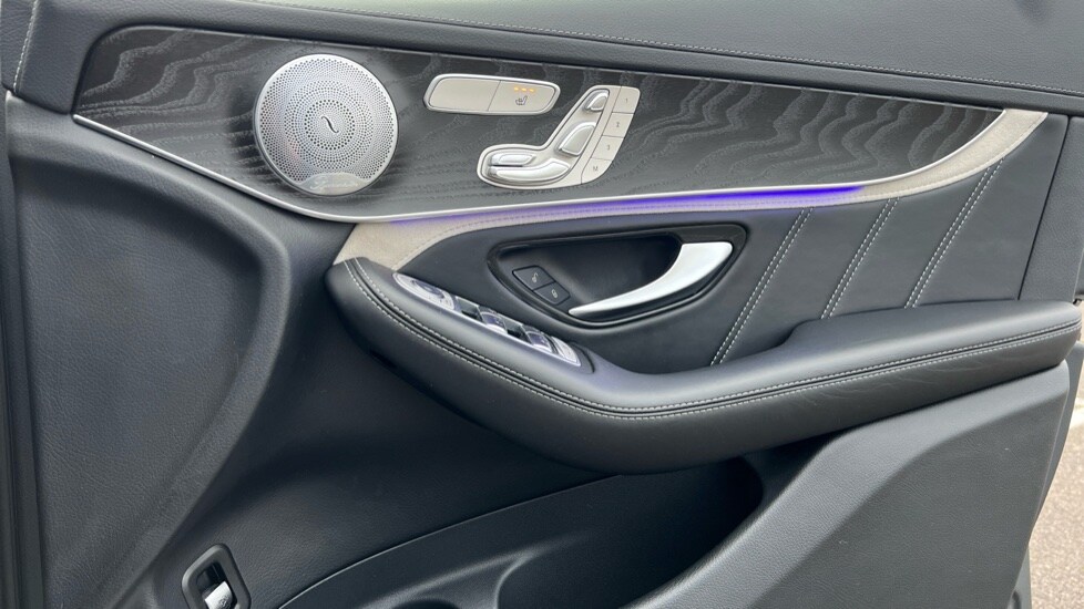 Used Mercedes-Benz GLC 2020 for sale - 76872484: Photo 37