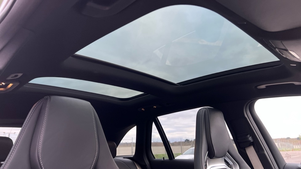 Used Mercedes-Benz GLC 2020 for sale - 76872484: Photo 38