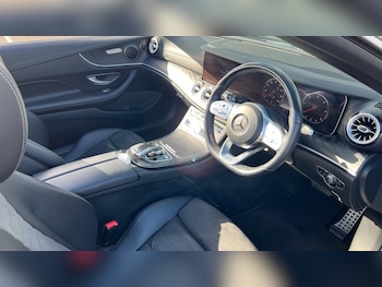 Used Mercedes-Benz E Class 2019 for sale - 76427986: Photo