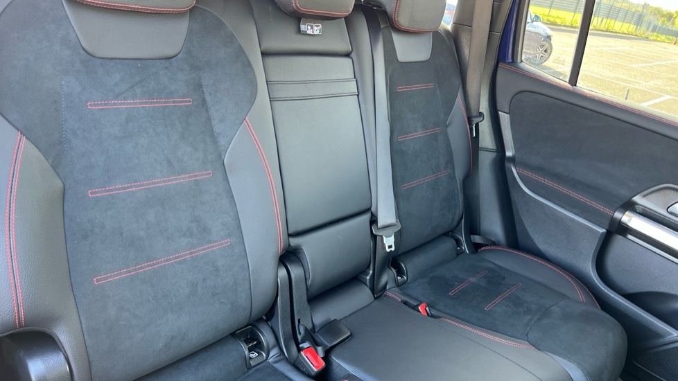 Used Mercedes-Benz GLB 2023 for sale - 76869535: Photo 15