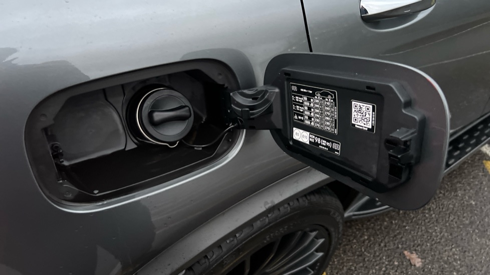 Used Mercedes-Benz GLC 2020 for sale - 76874263: Photo 28