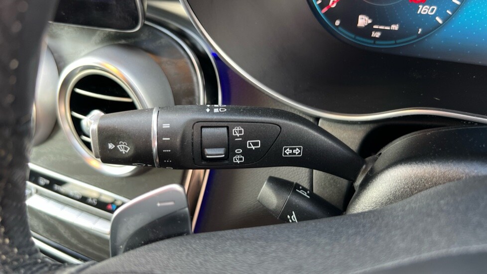 Used Mercedes-Benz GLC 2021 for sale - 76066919: Photo 32
