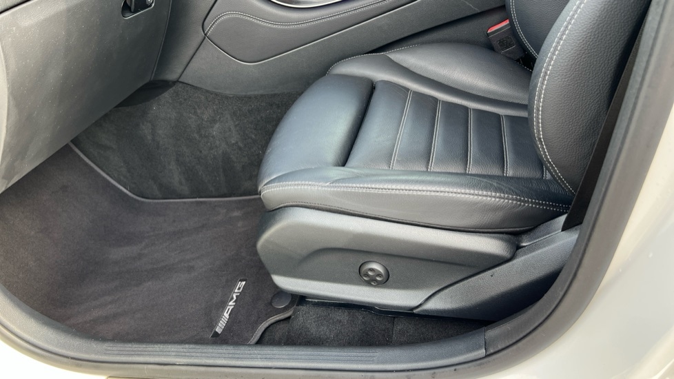 Used Mercedes-Benz GLC 2021 for sale - 76066919: Photo 39