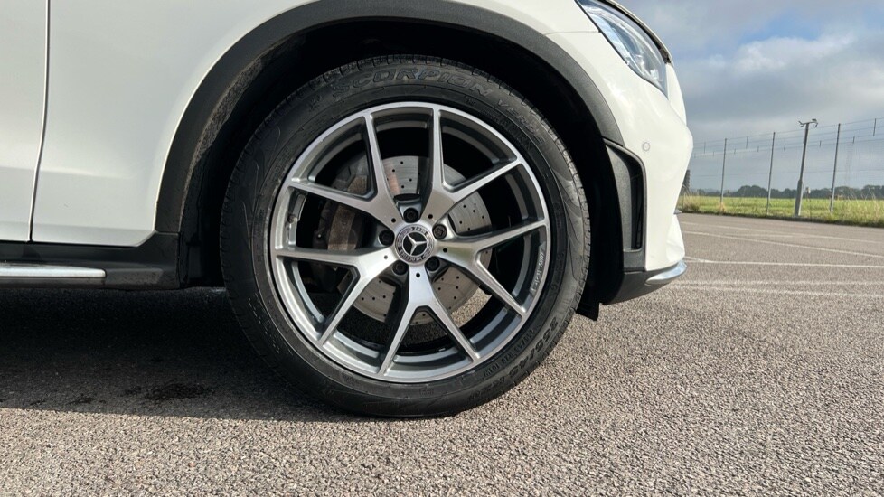 Used Mercedes-Benz GLC 2021 for sale - 76066919: Photo 5