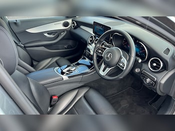 Used Mercedes-Benz C-Class 2019 for sale - 75751196: Photo