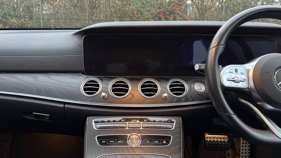 Used Mercedes-Benz E Class 2019 for sale - 76874854: Photo 13