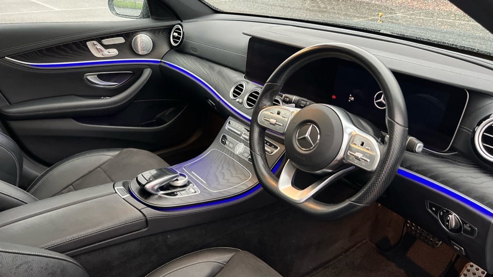 Used Mercedes-Benz E Class 2019 for sale - 76874854: Photo 3