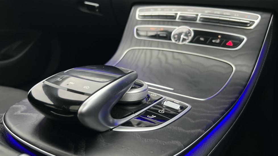 Used Mercedes-Benz E Class 2019 for sale - 76874854: Photo 35