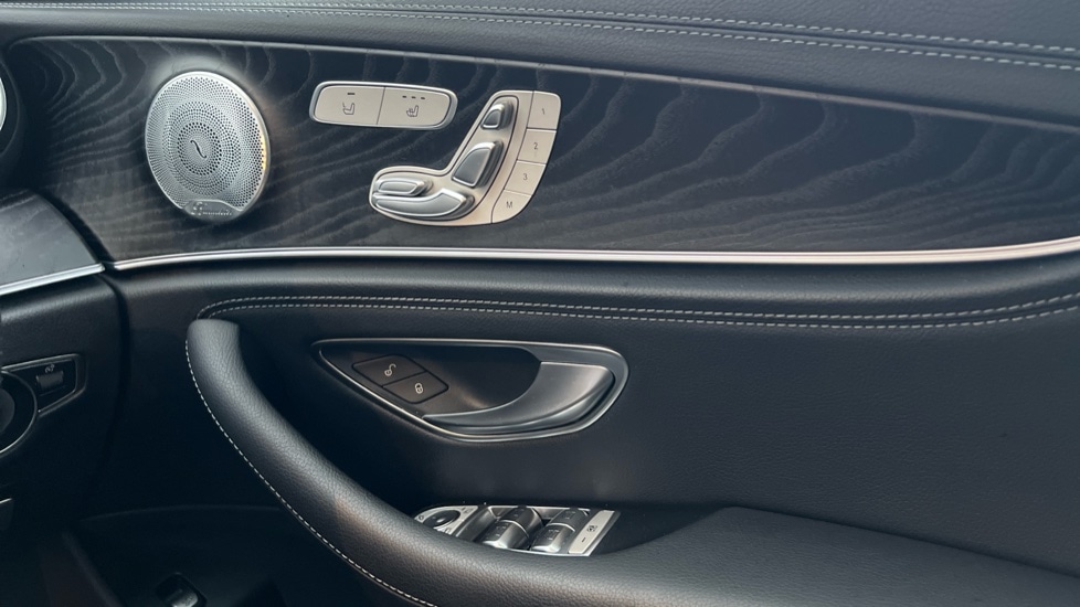 Used Mercedes-Benz E Class 2019 for sale - 76874854: Photo 37