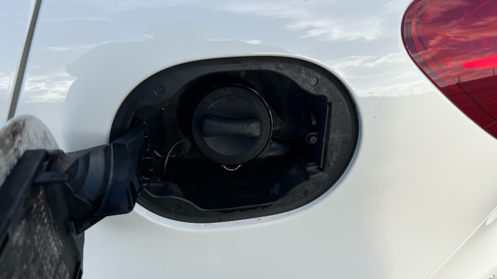 Used Mercedes-Benz A-Class 2017 for sale - 76872804: Photo 28