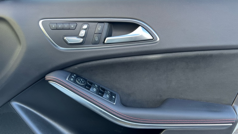 Used Mercedes-Benz A-Class 2017 for sale - 76872804: Photo 35