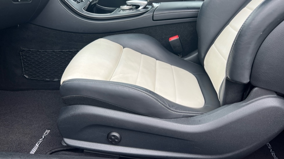 Used Mercedes-Benz E Class 2019 for sale - 76872603: Photo 38